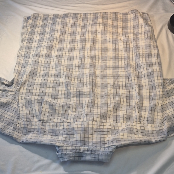 Van Heusen XXL Short Sleeve Blue and White Casual Button Down Shirt - Picture 10 of 13